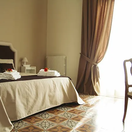 Palazzo Bianchi Domus Holidays Trani