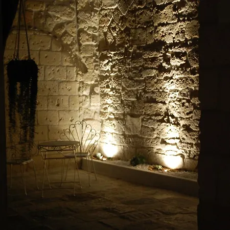 Palazzo Bianchi Domus Holidays 3* Trani